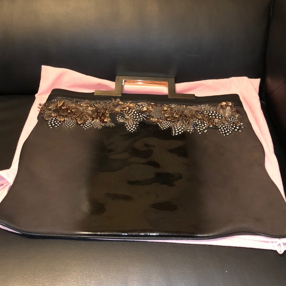 black purse used a little